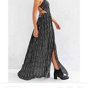 Ecote strappy back safari maxi dress - Size small